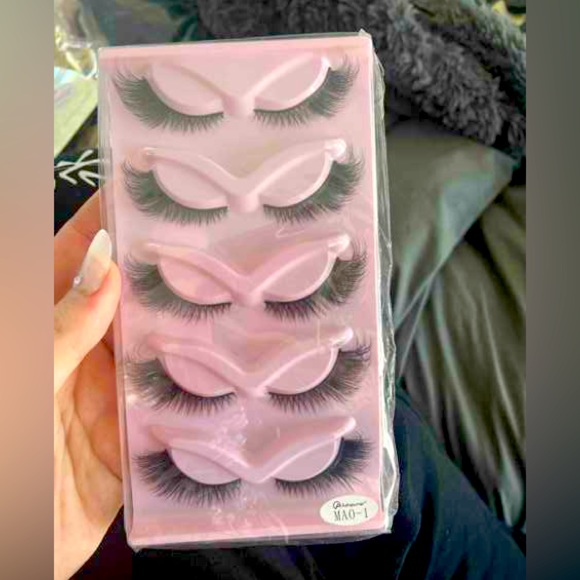 🖤👁️ 5 Pairs Faux Mink Cat Eye Effect Lashes 👁️🖤 Brand New in Packet - Picture 8 of 11
